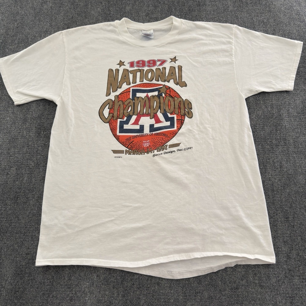 Vintage 1997 Arizona Wildcats NCAA National Champions T-Shirt XL